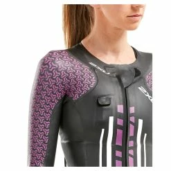 2XU Women's SwimRun Pro Wetsuit - 2022 -TRIATHLON Sales closeup 85679.1548184090